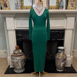 Olive & Oak Deep Green Long Sleeve Sweater Top & Skirt